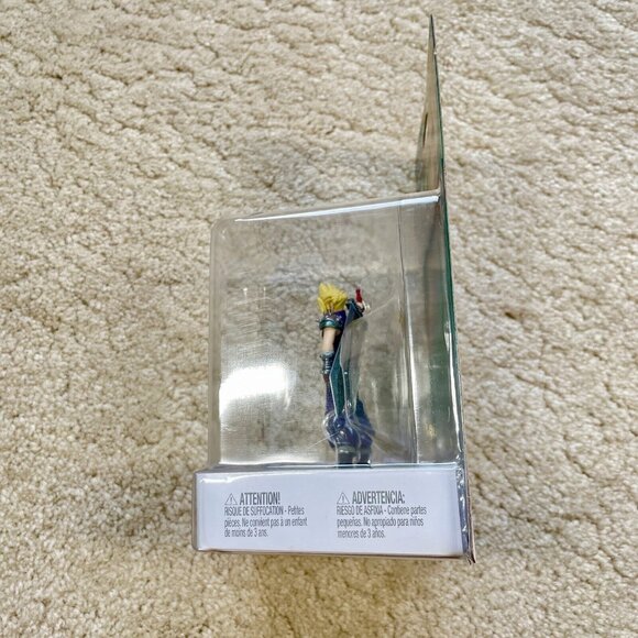 Super Smash Bros Cloud Amiibo Nintendo Switch BRAND NEW SEALED - Picture 5 of 7